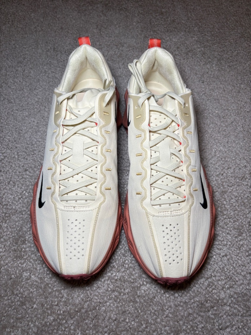 Nike Cream & Rust-Red Ava Rover Sneaker